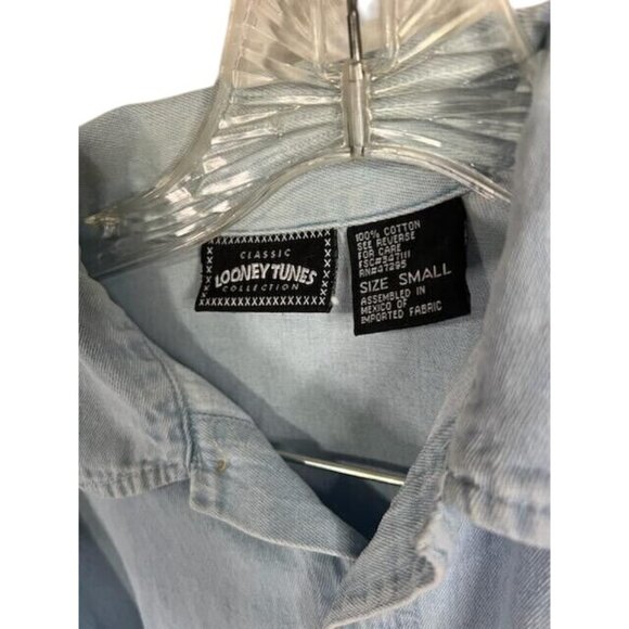 Classic Looney Tunes Denim Shirt Embroidered Bugs Bunny Taz & Daffy Duck Light B - Picture 2 of 4